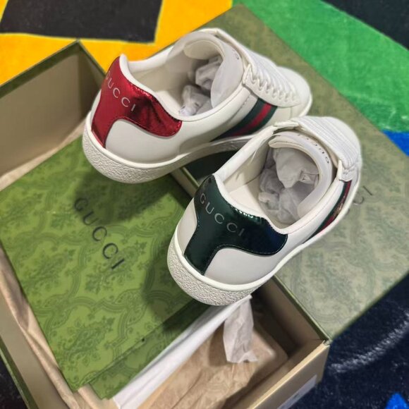 Gucci Ace Bee Women's Sneakers - Picture 3 of 5